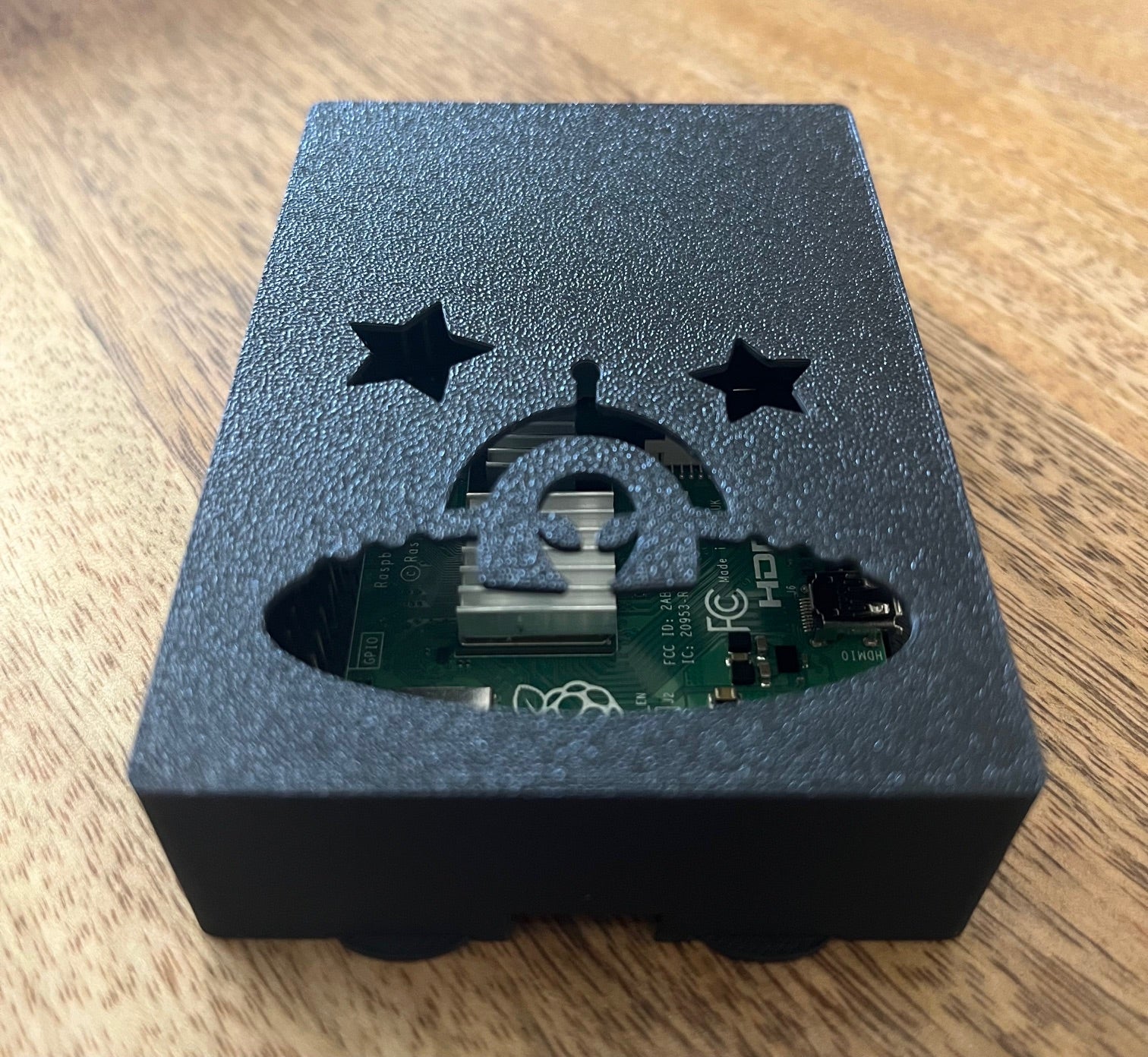 Compact Raspberry Pi 4 Case
