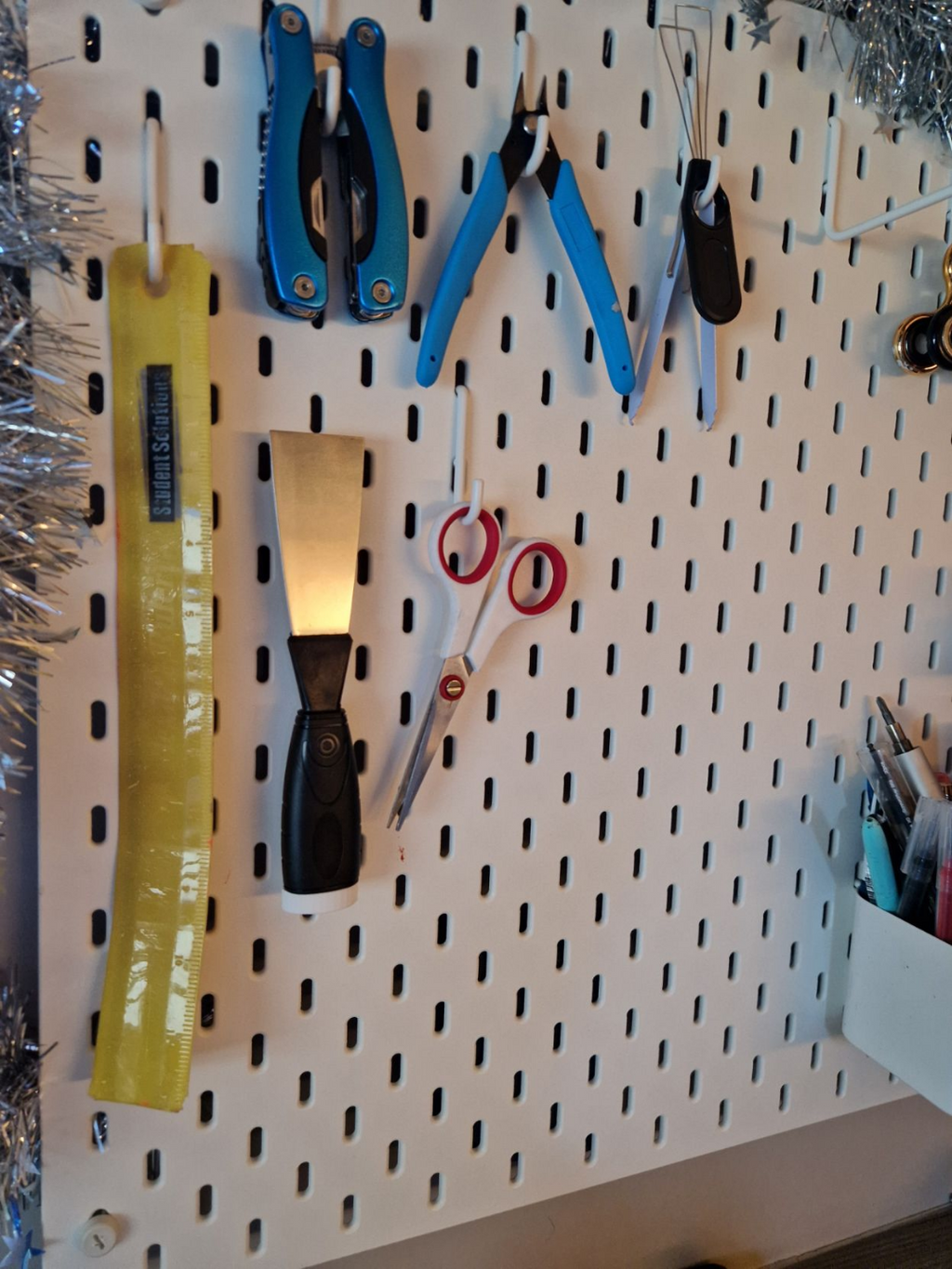 Ender 3 Scraper holder for Skadis pegboard