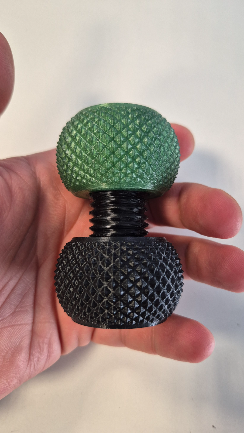 Yet another knurling bolt and nut by akira3dp0