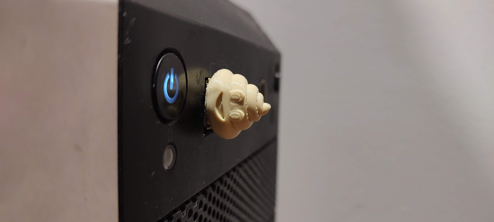 Pile o poo poop emoji usb cover