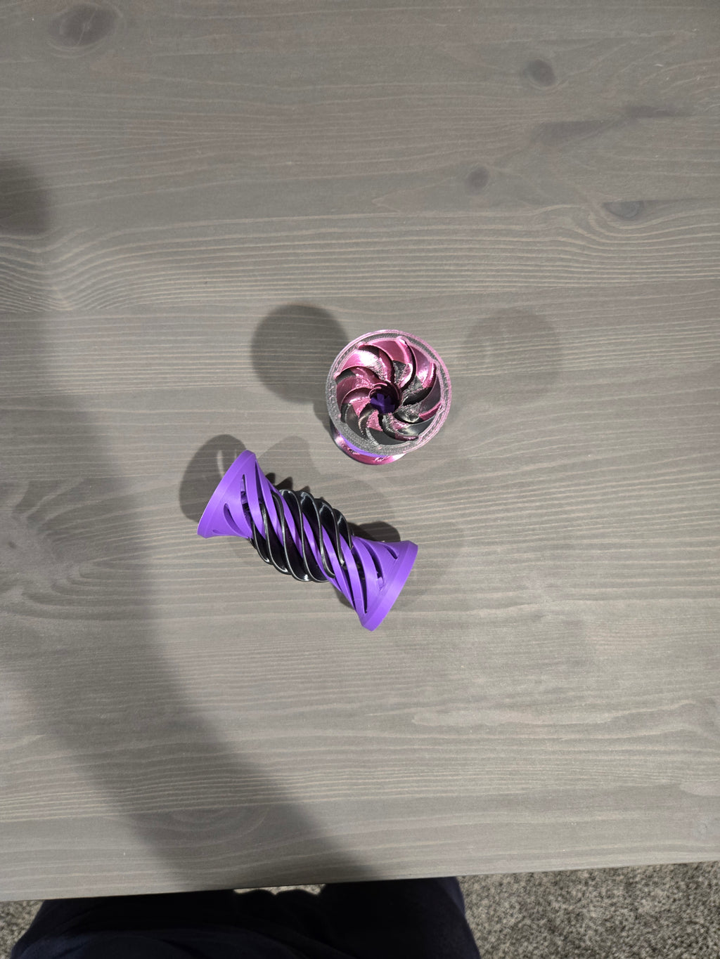 Impossible Ball Screw Toy