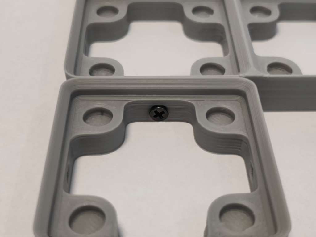 Gridfinity Baseplate with Magnet & Screw Together