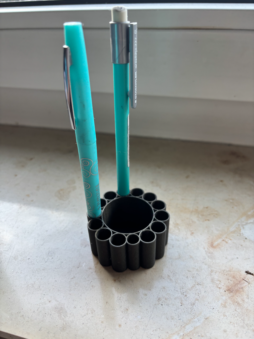 Schreibtisch-Organizer / Stifthalter