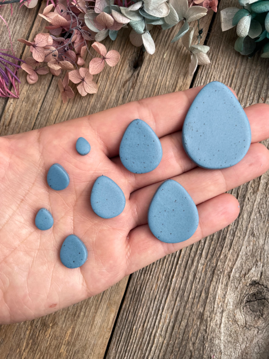 Egg Clay Earring Cutter