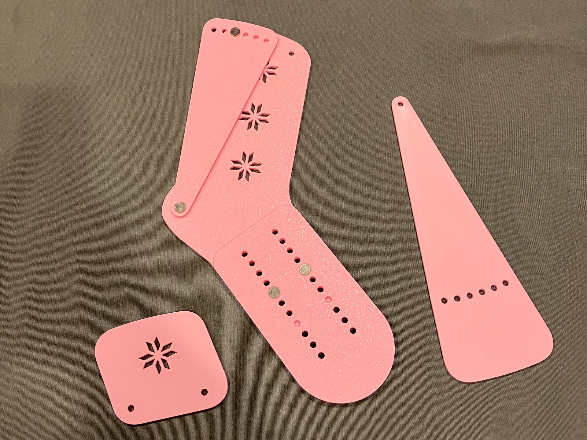 Adjustable Leg/Calf Sock Blocker