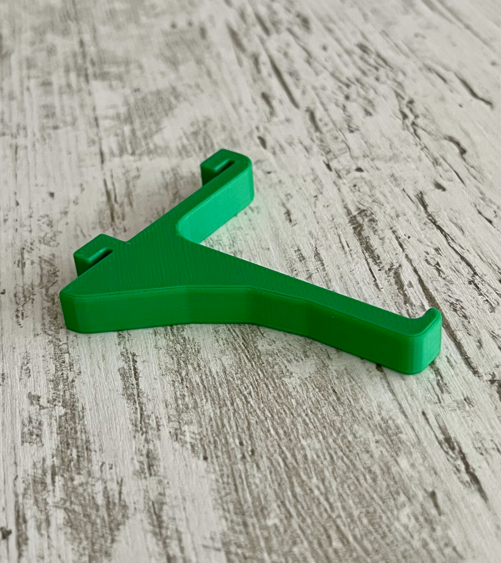 Tool hanger for pegboard
