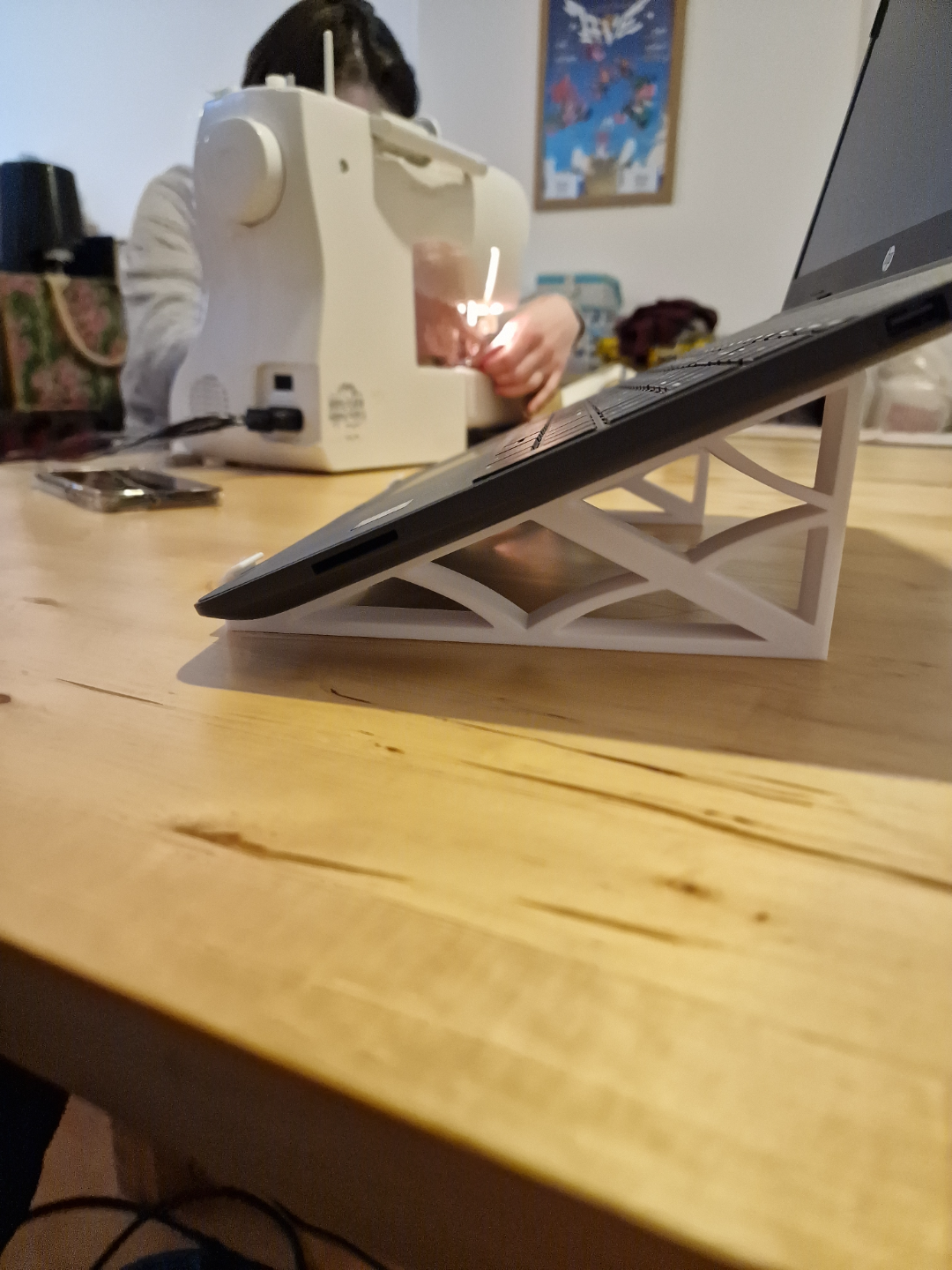 Laptop Stand for HP RTL882CE