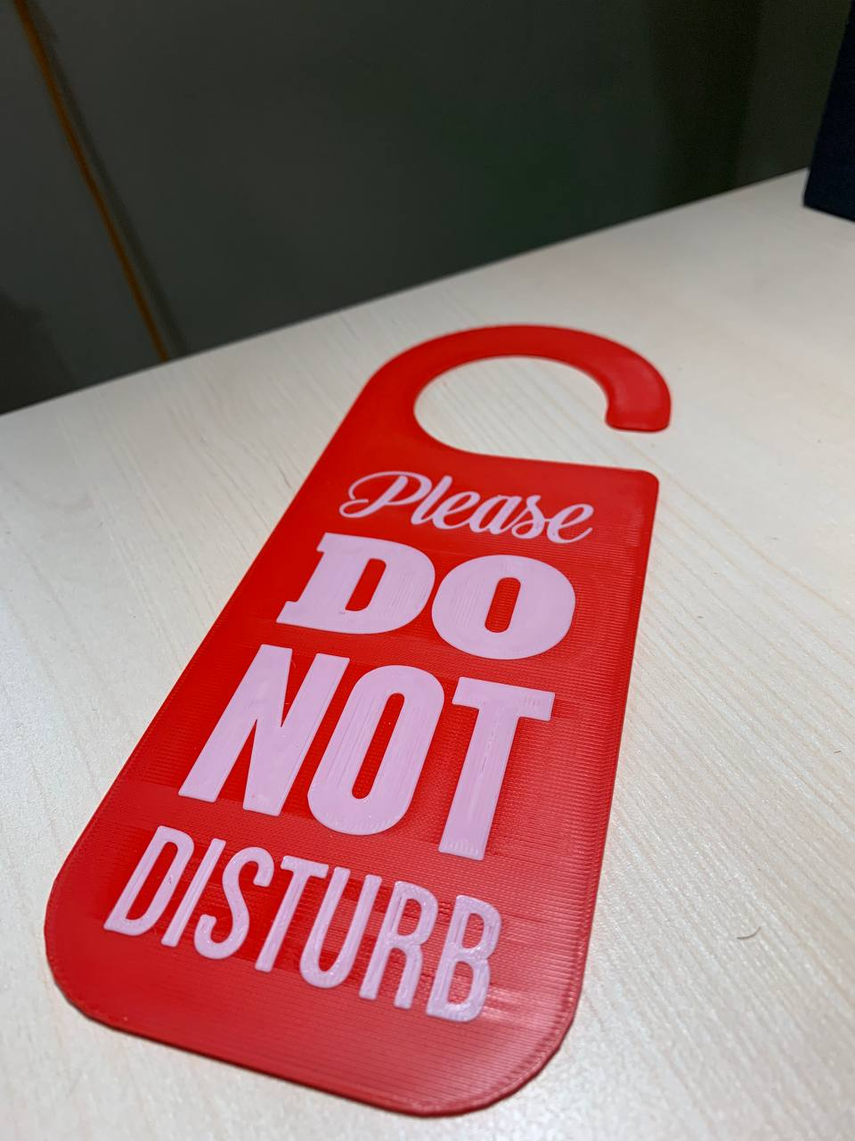 The 3D-Printed Door Tag for Peaceful Pauses (hotel and room) (do not disturb - non disturbare)