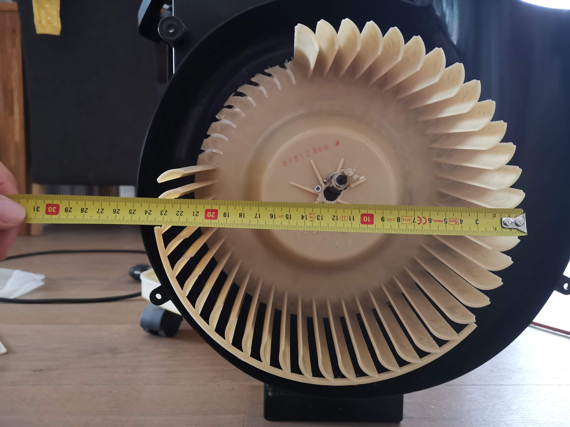 Squirrel cage centrifugal fan