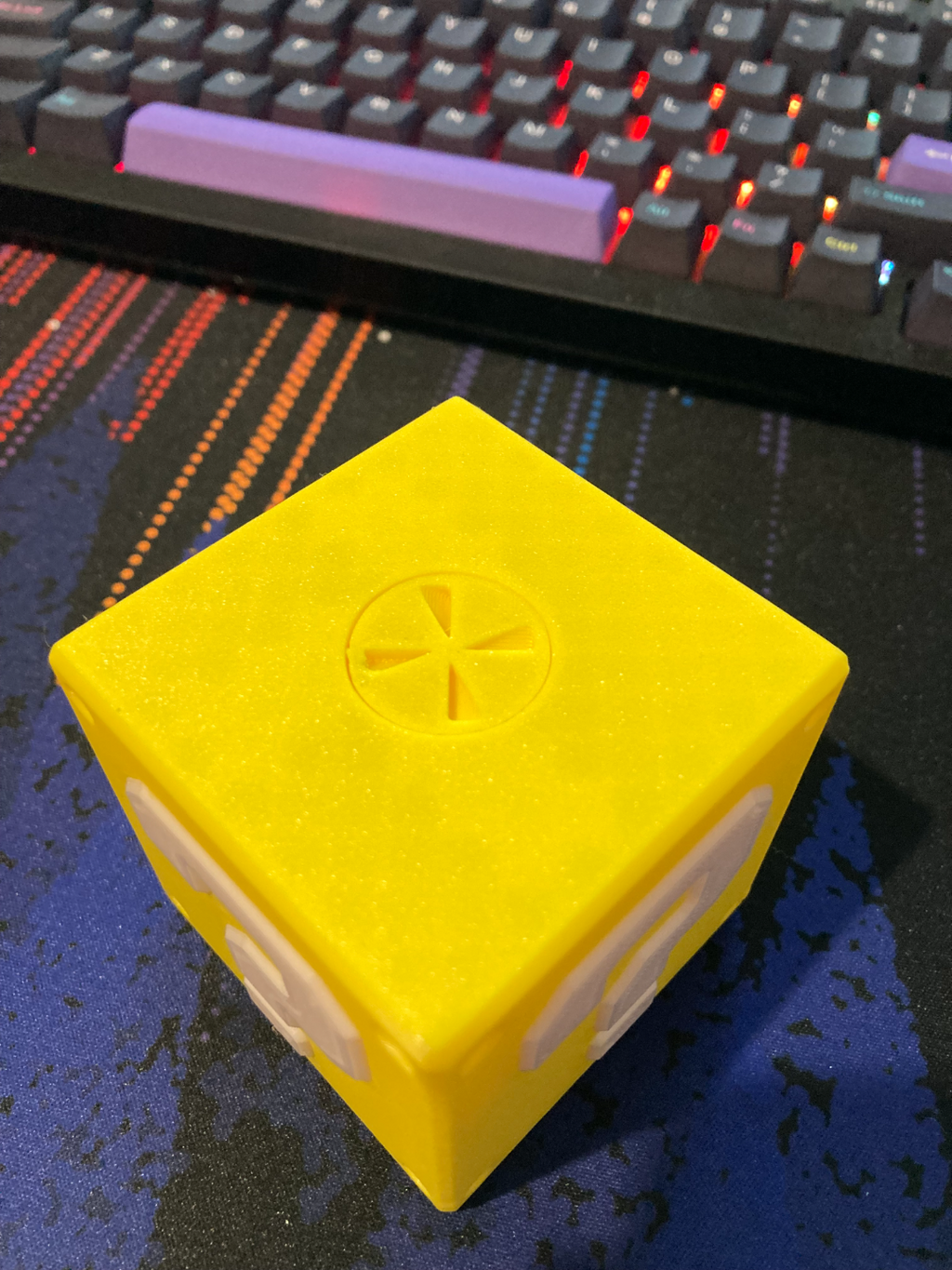 Item block bolt better top for game holder