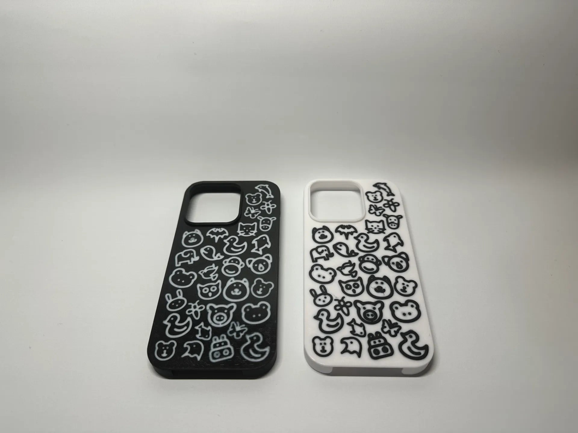 iPhone14pro可爱动物涂鸦手机壳