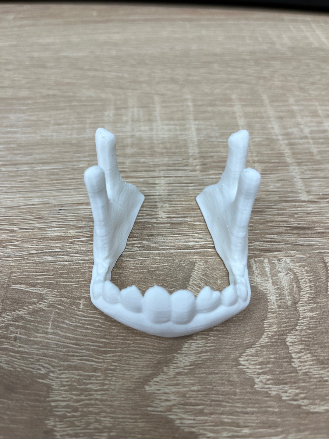 Phone stand - skull, jaw