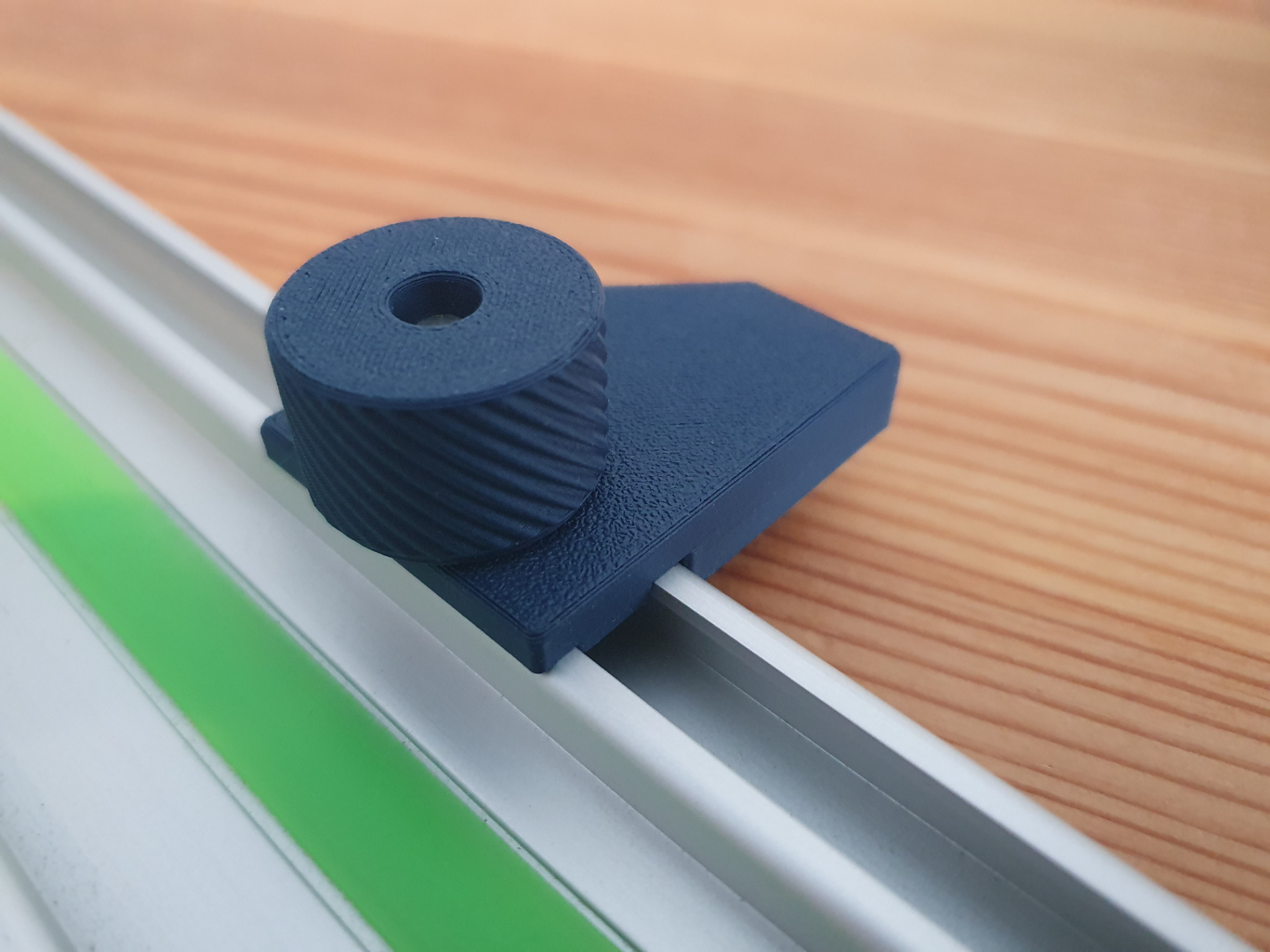 Ajustable Stop für Plunge Saw Guide Rails