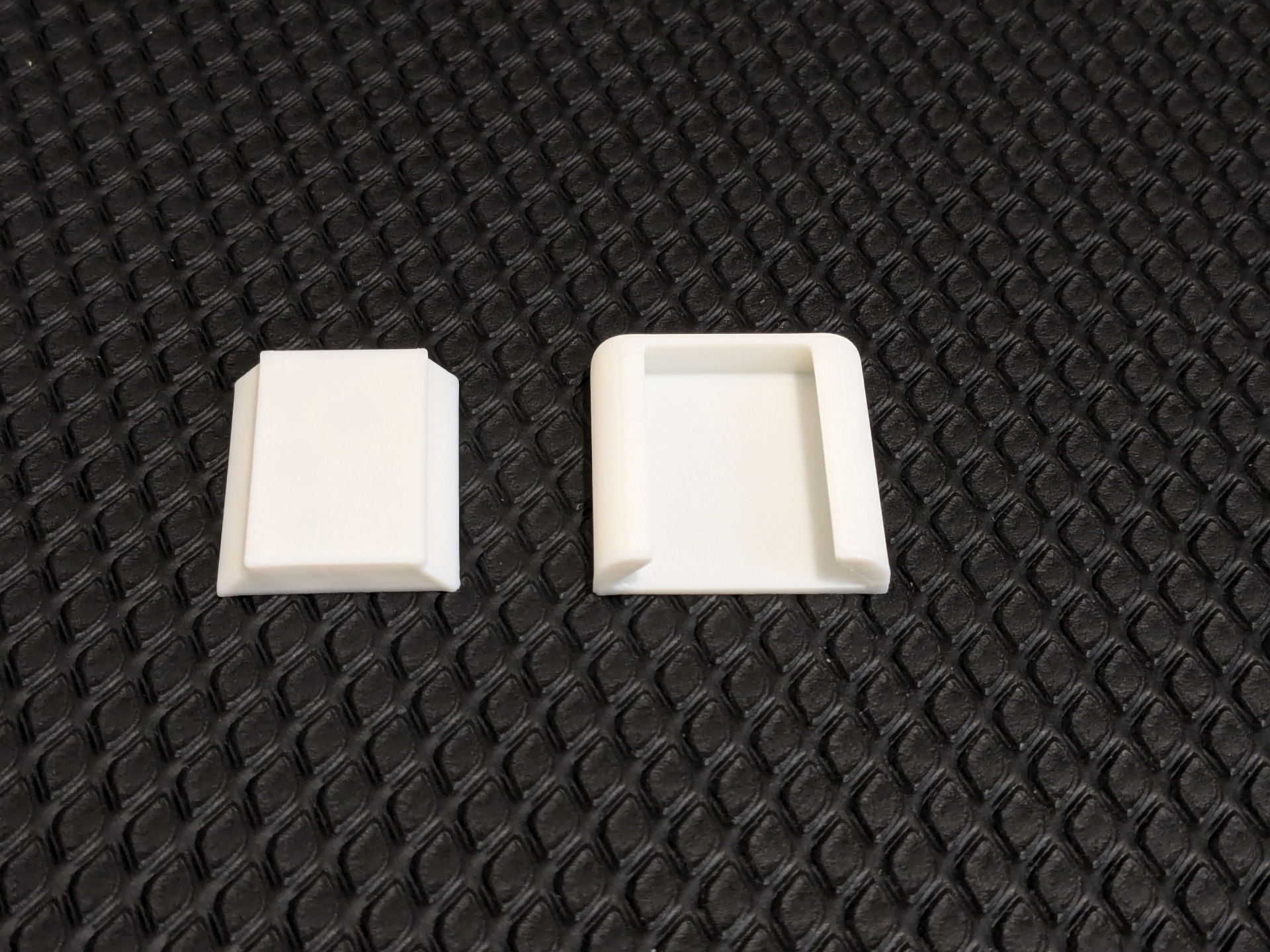 Slim Universal Wall Mount (Small Command Strip)