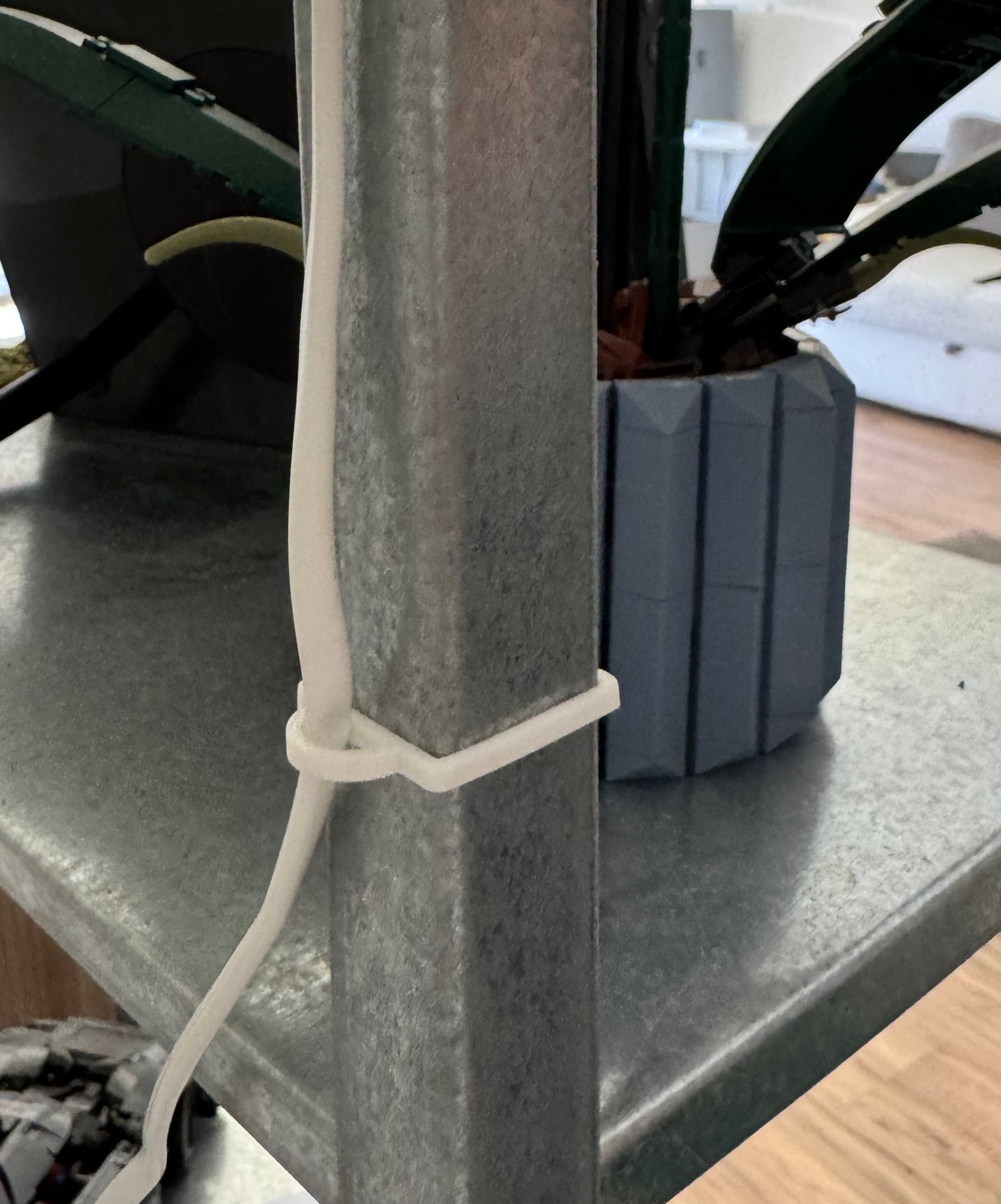 Support cable pour Hyllis