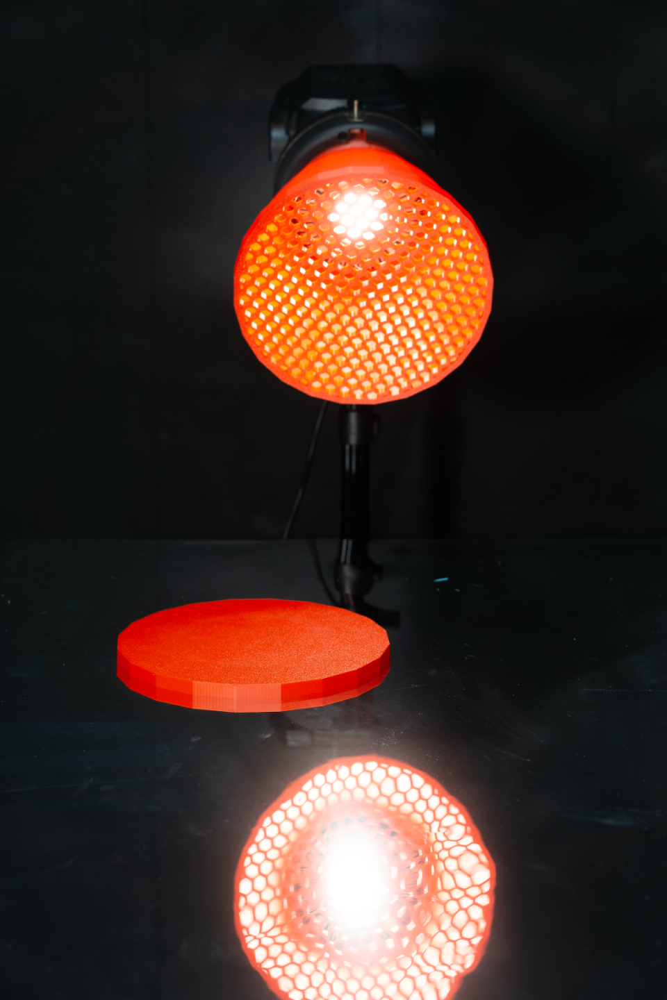 7in Bowens Mount Reflector with Diffuser and Grid
