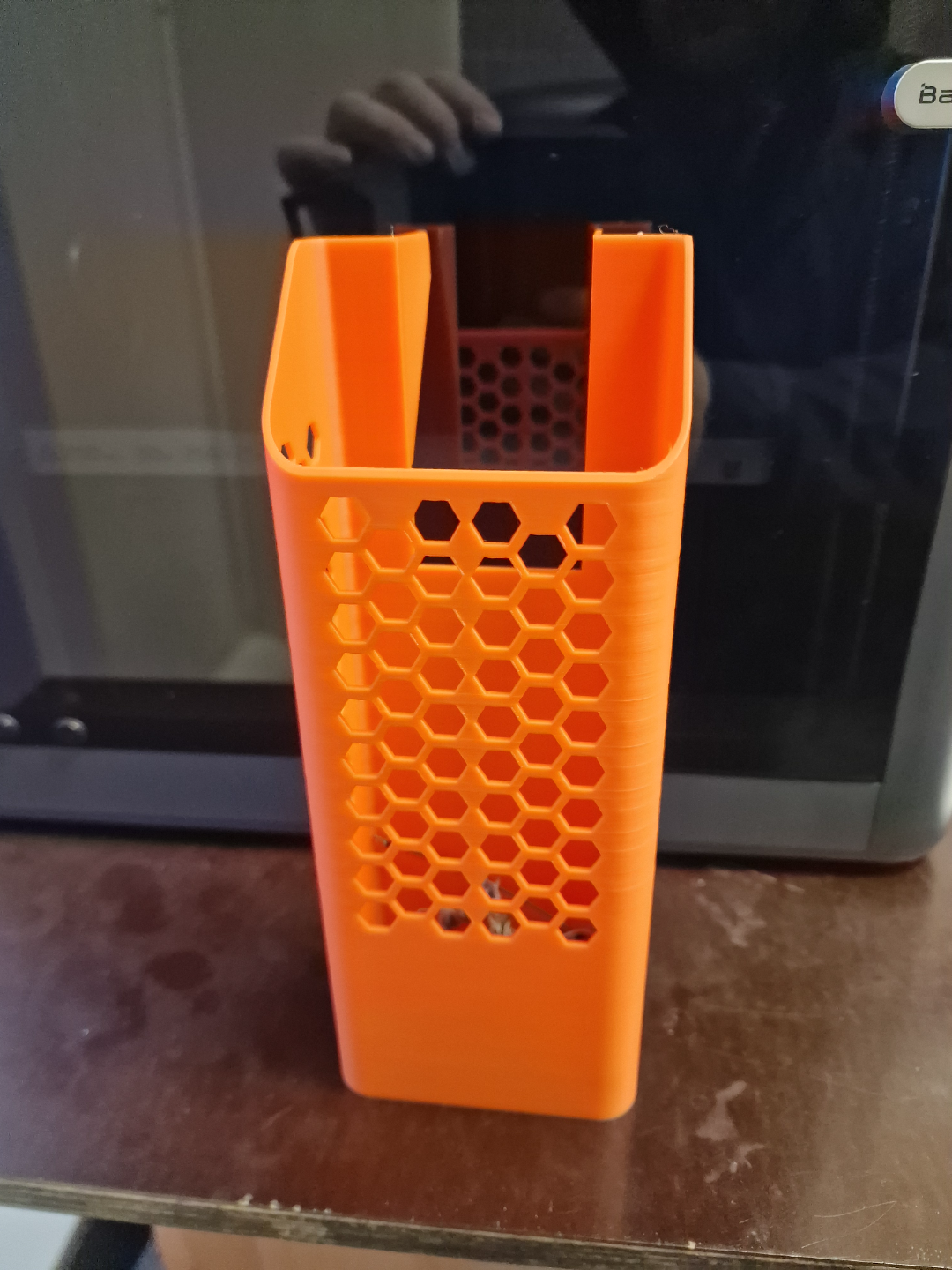 P1S POOP CHUTE BIN-HONEY