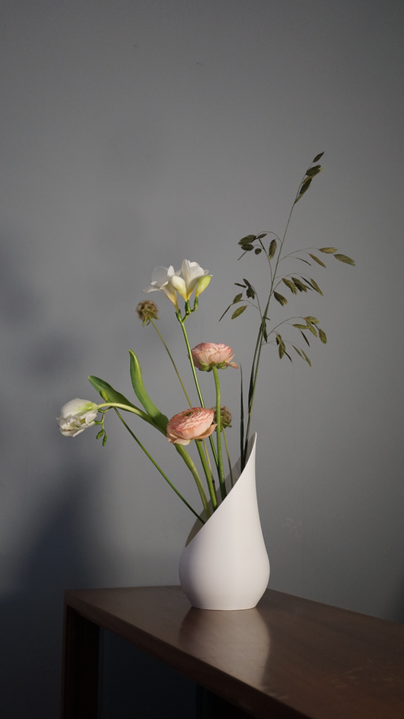 Modern Vase with Integrated Flower Frog