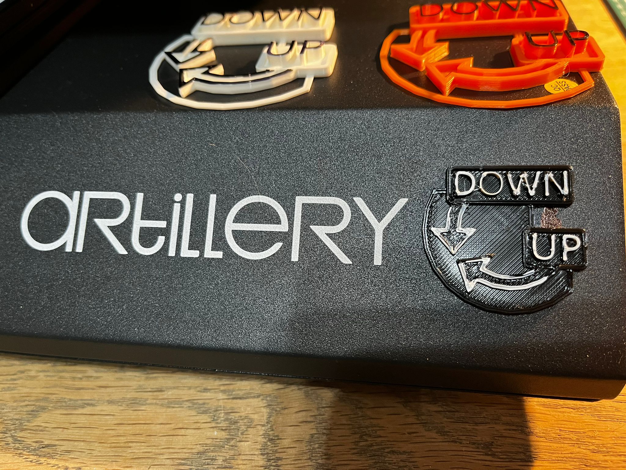 up & down sign