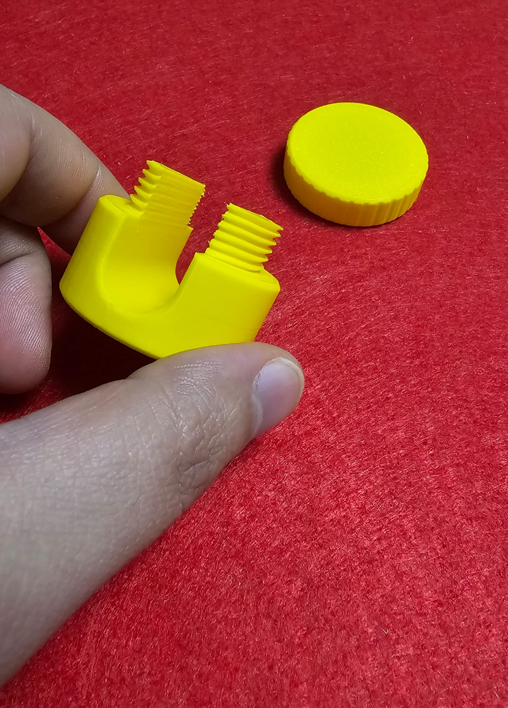 Cable organizer