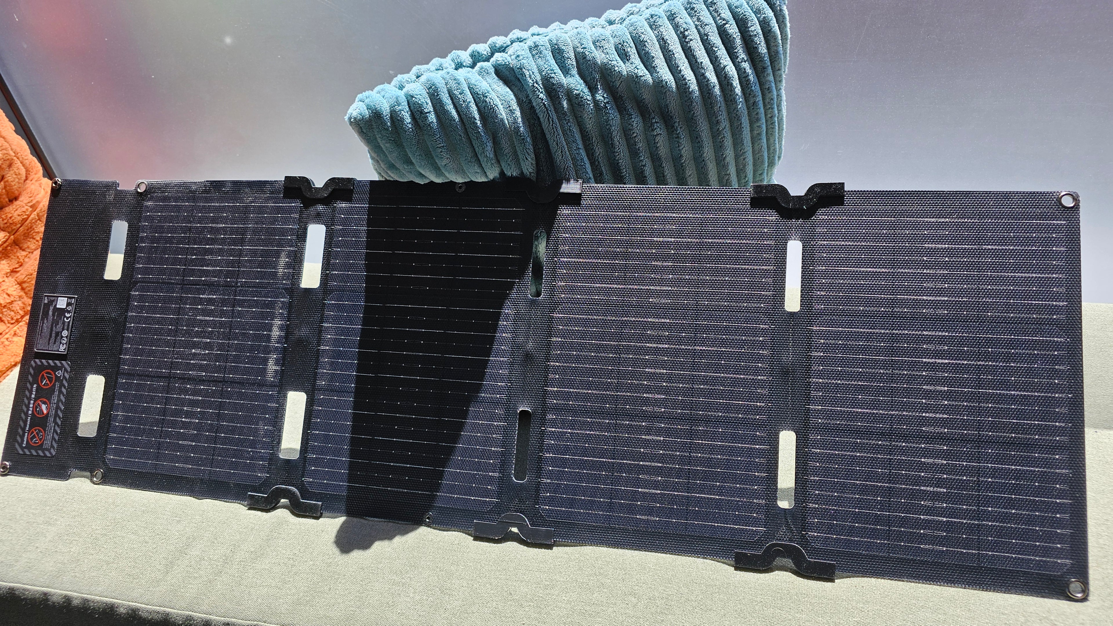 EcoFlow 45 Watt solar panel clips