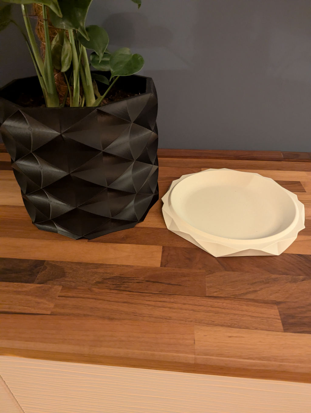 Huge Octagonal Geometric Pot Planter with drainage