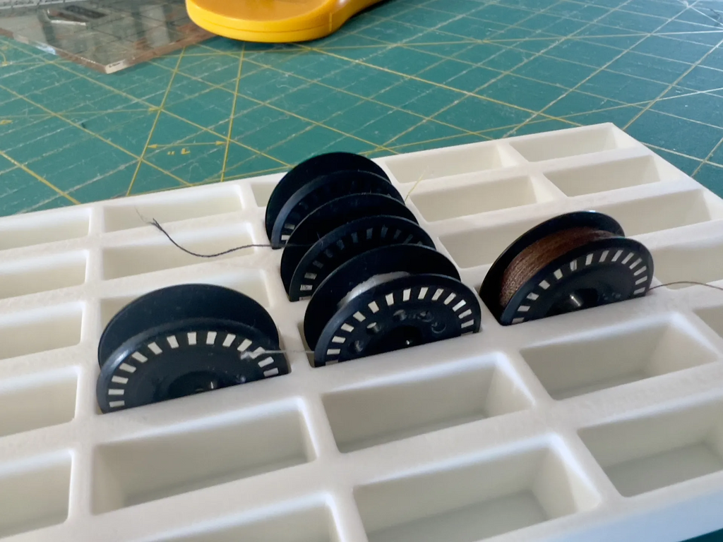 Bernina 590-class bobbin holders