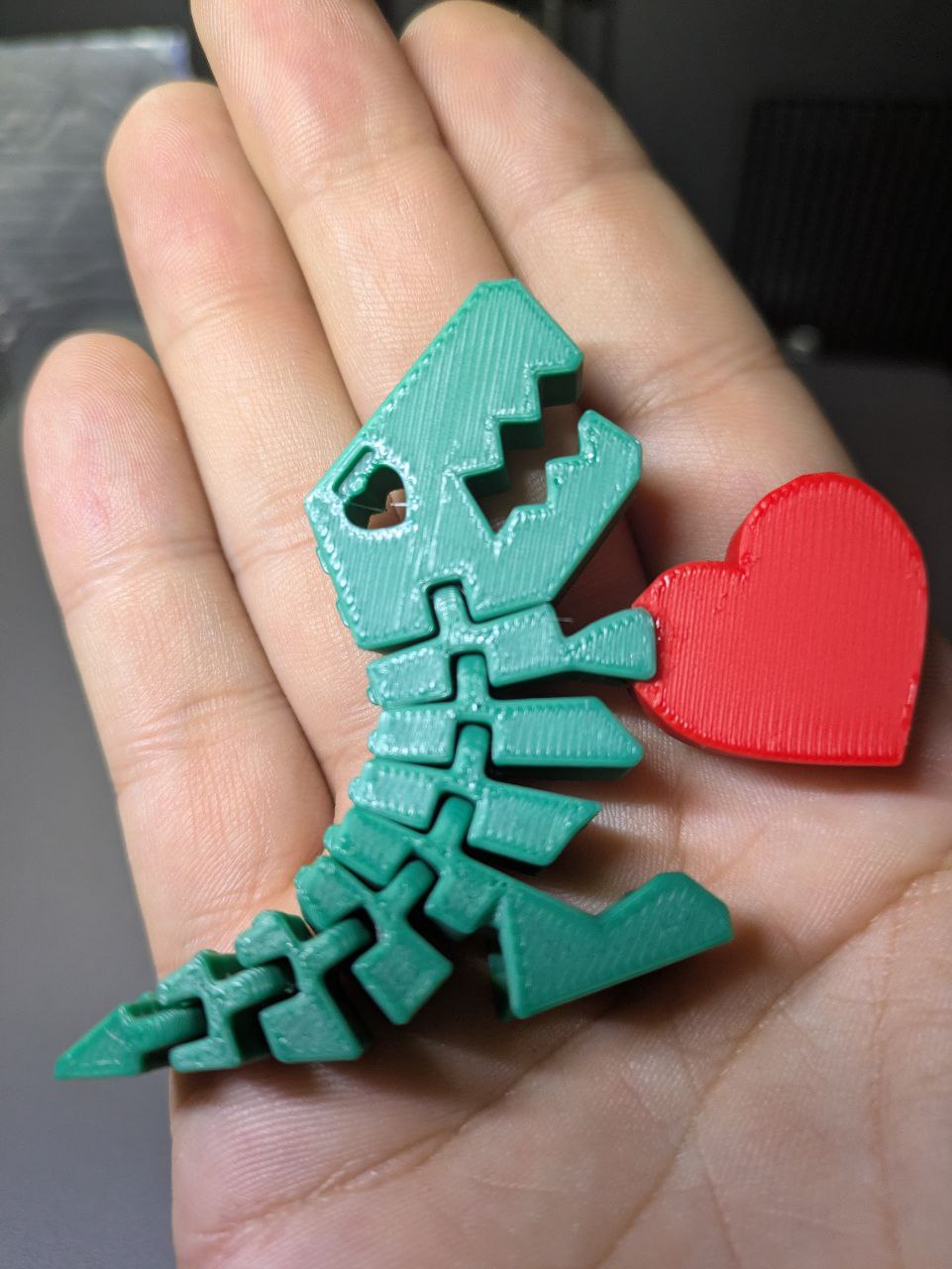 Articulated Dino with heart Color (AMS & no AMS)