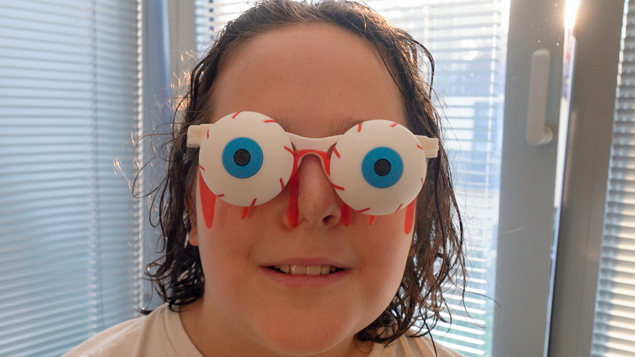 Halloween bloodshot eyes glasses