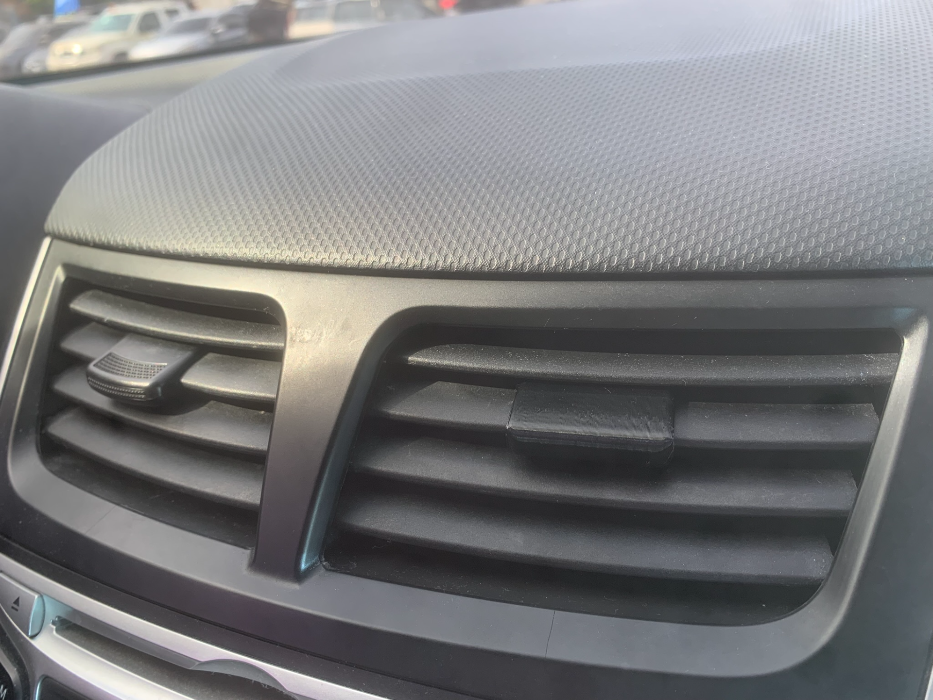 Vent Slides for Hyundai Accent 2013
