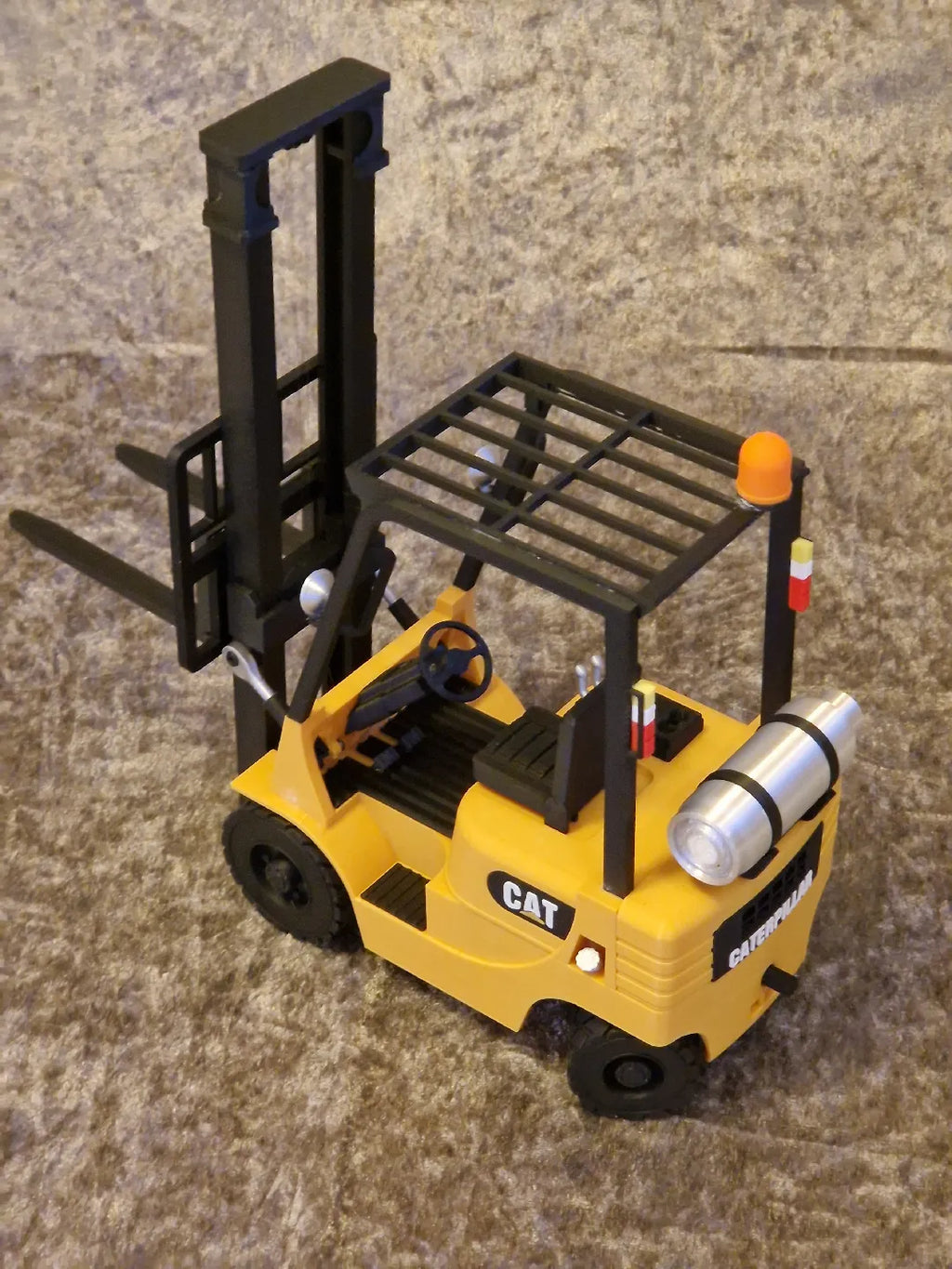 CAT Forklift (1/24 scale)