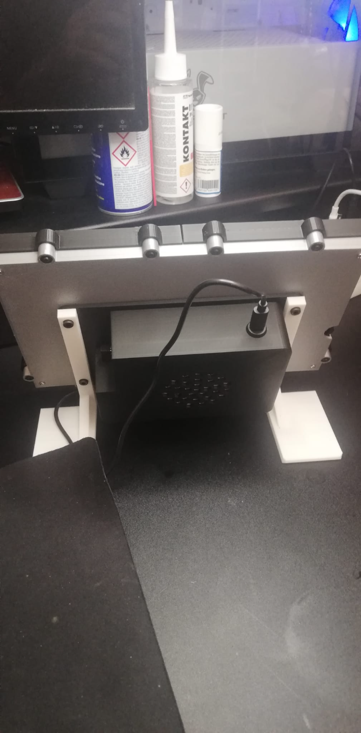 Touch Screen Raspberry PI stand