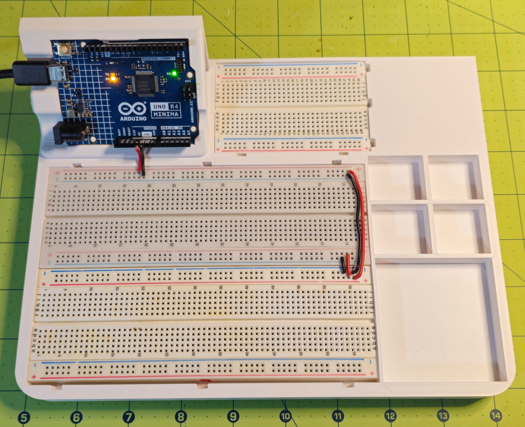 Arduino Uno Workstation