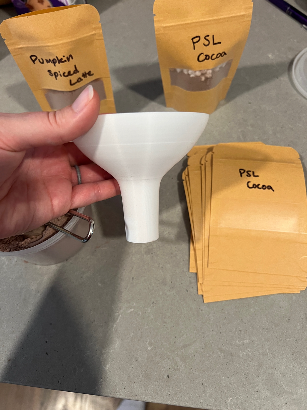 Spice funnel (1 inch spout)