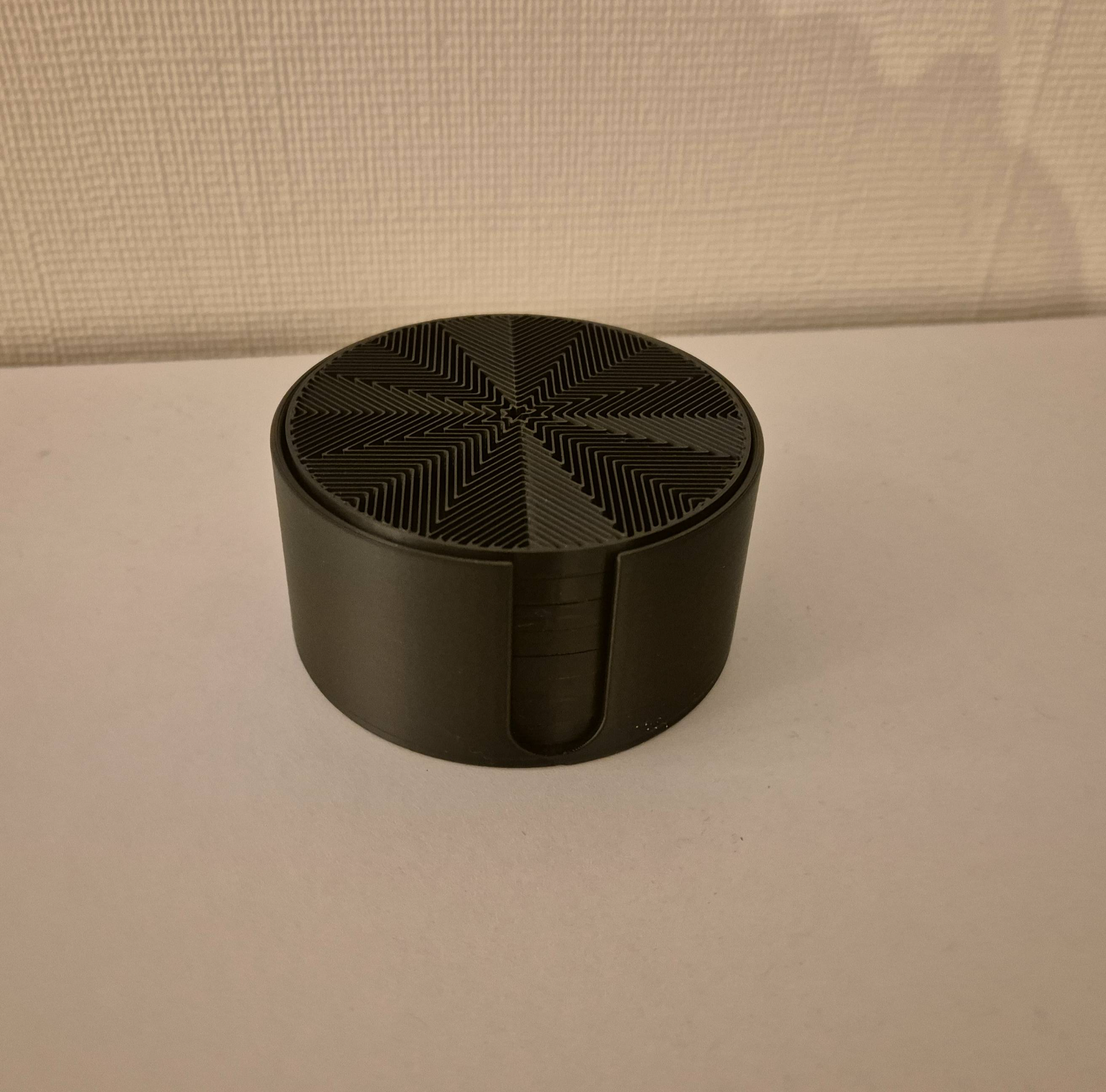 Coasters with Algorithmically Generated Patterns