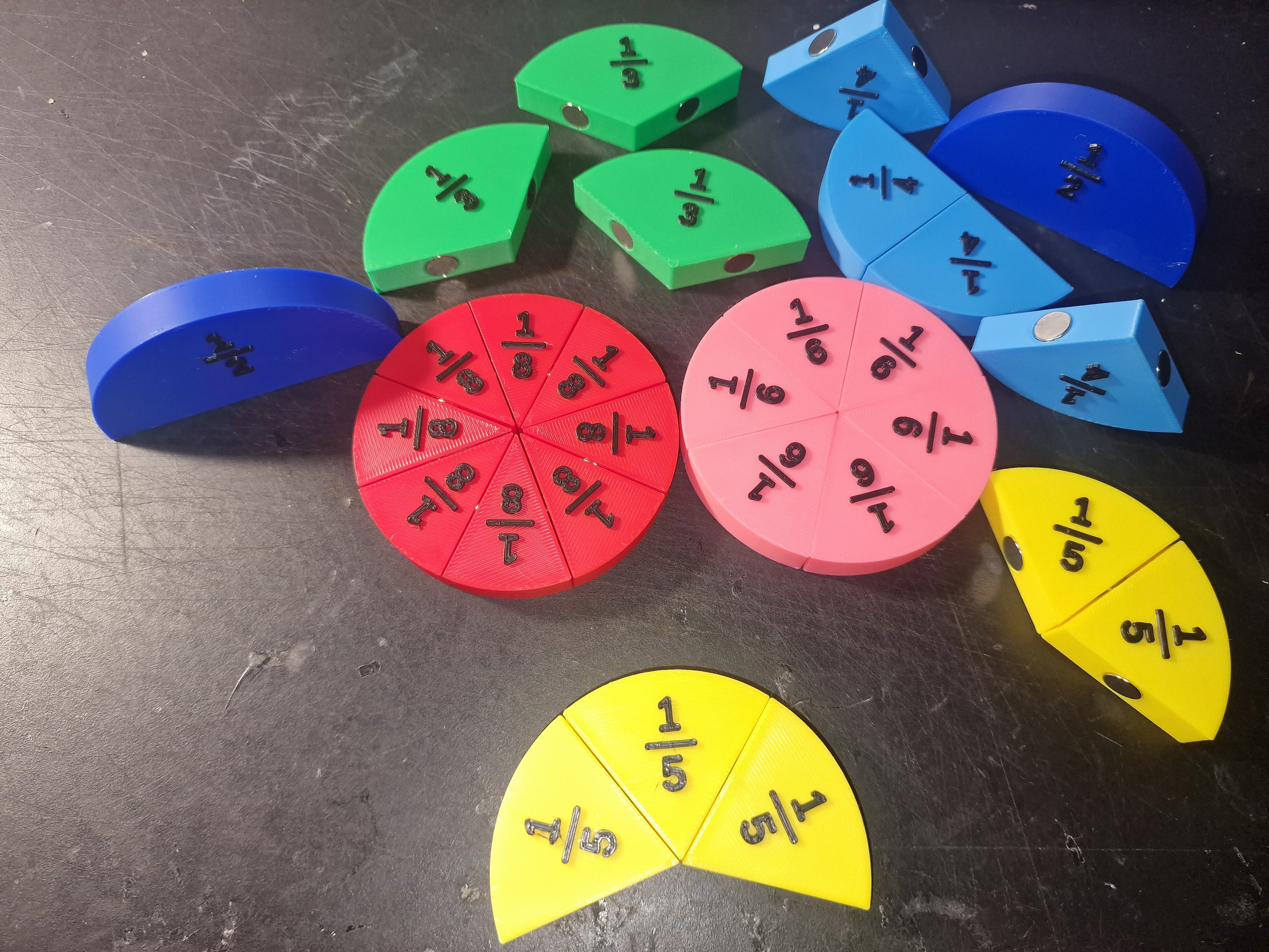 Learning fractions / desk & fridge (w/magnets)