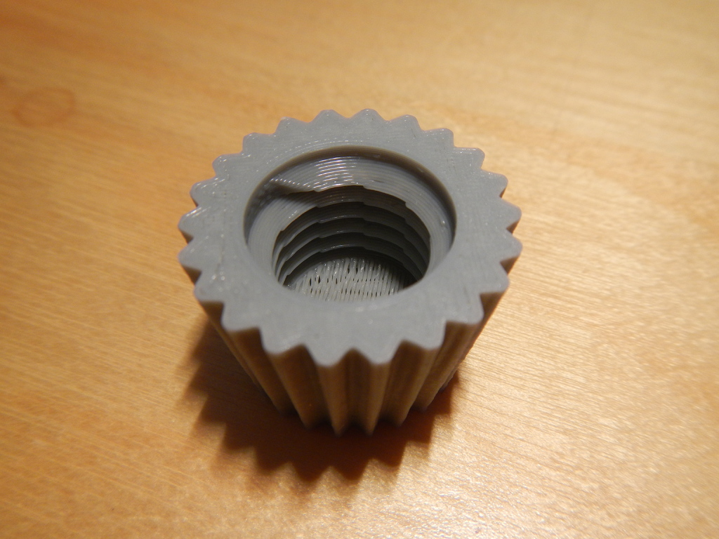 toothpaste cap