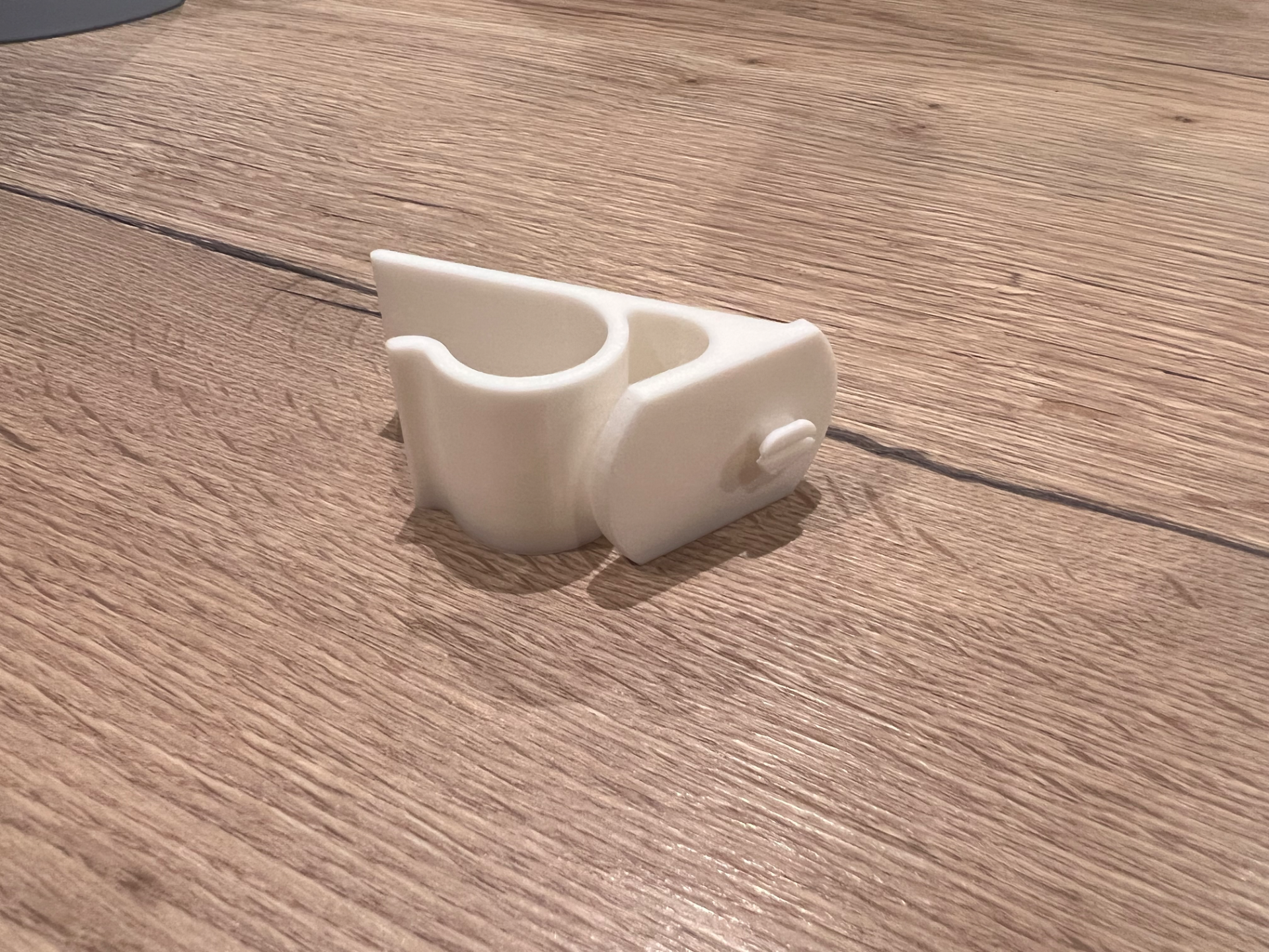 Eufy baby monitor holder