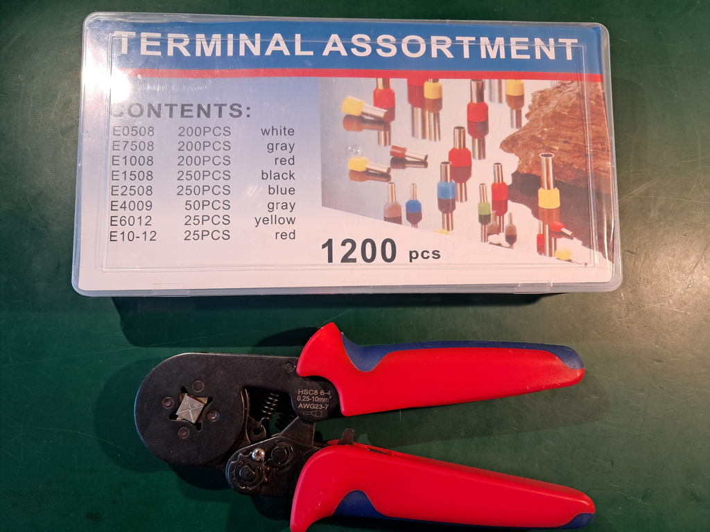 Ferrule crimper with parts boxes