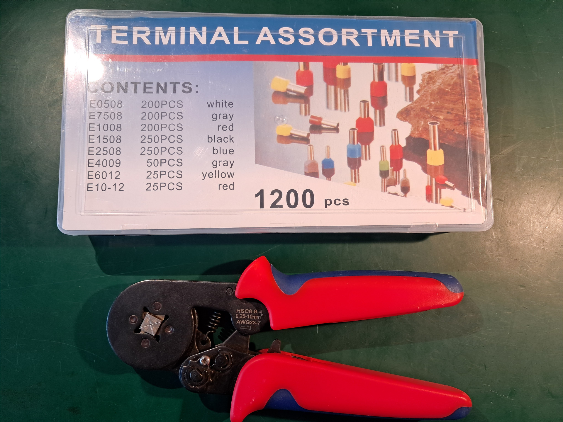 Ferrule crimper with parts boxes