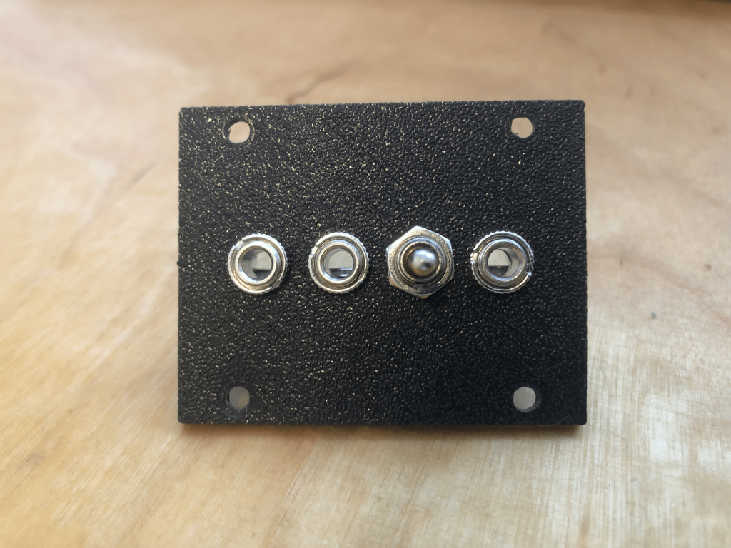 Intellijel 1U Switched Multiple (Front Panel)