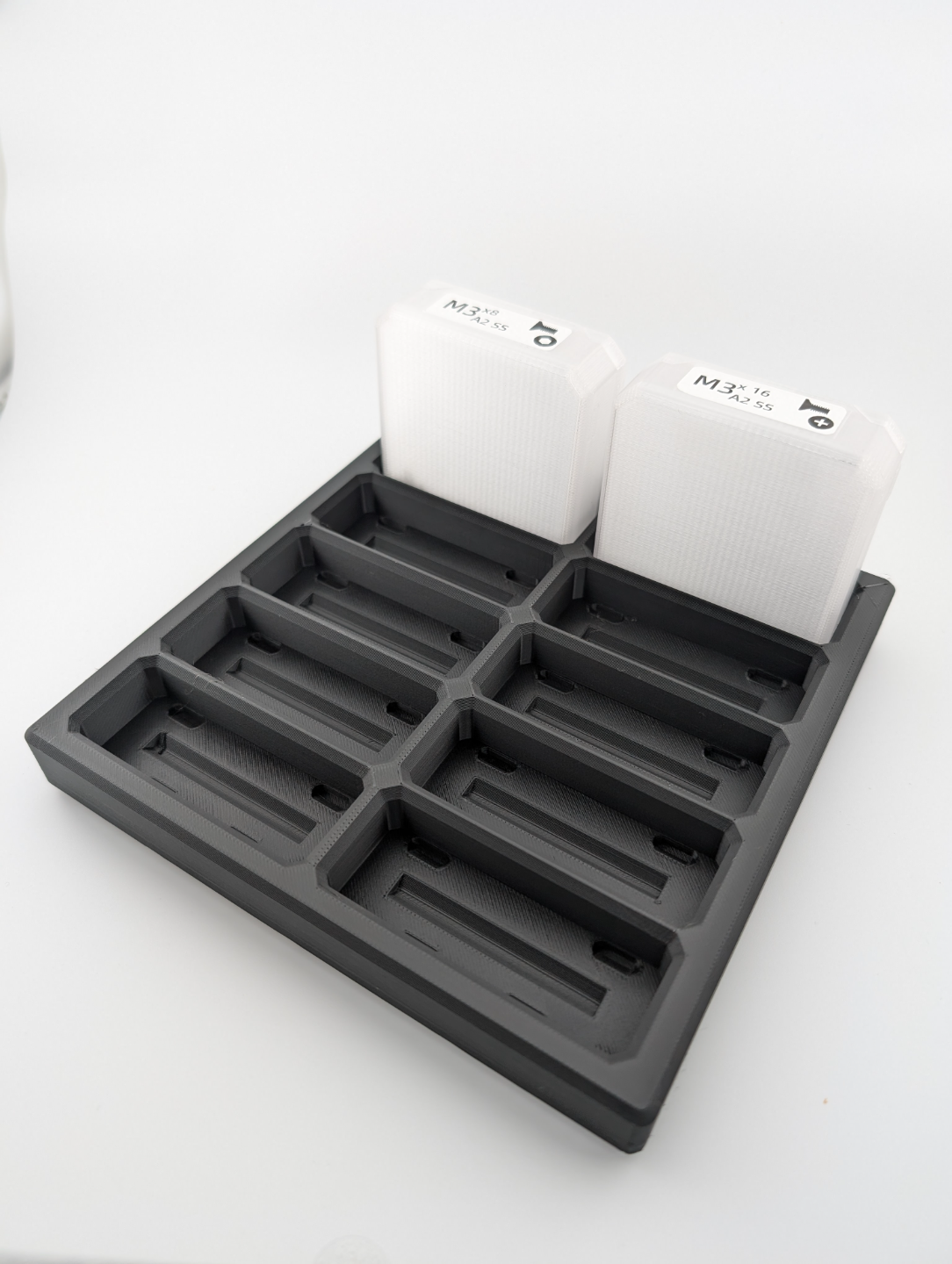 Gridfinity Bins for Clamshell Parts Boxes