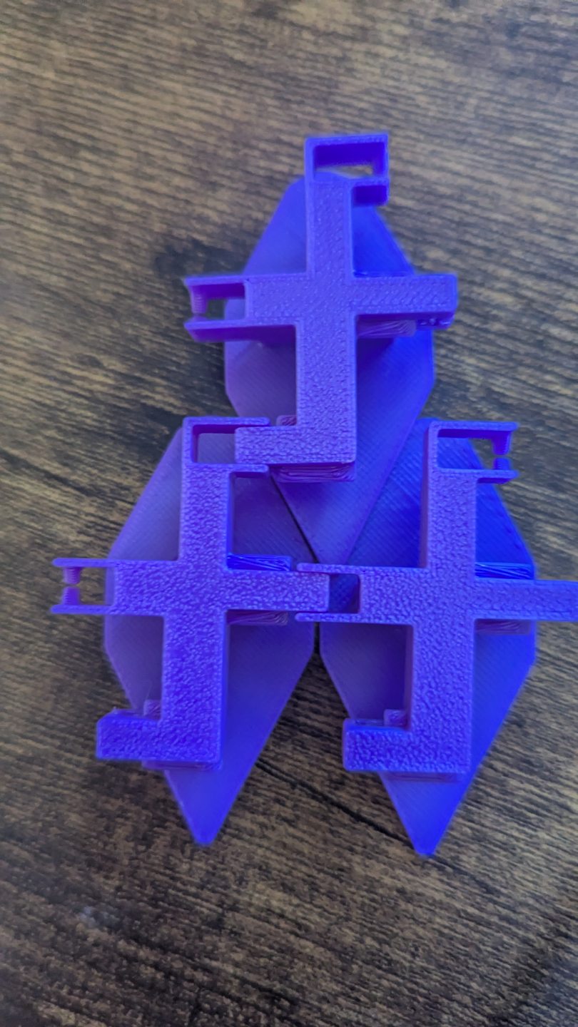 Snap-fit scalemail