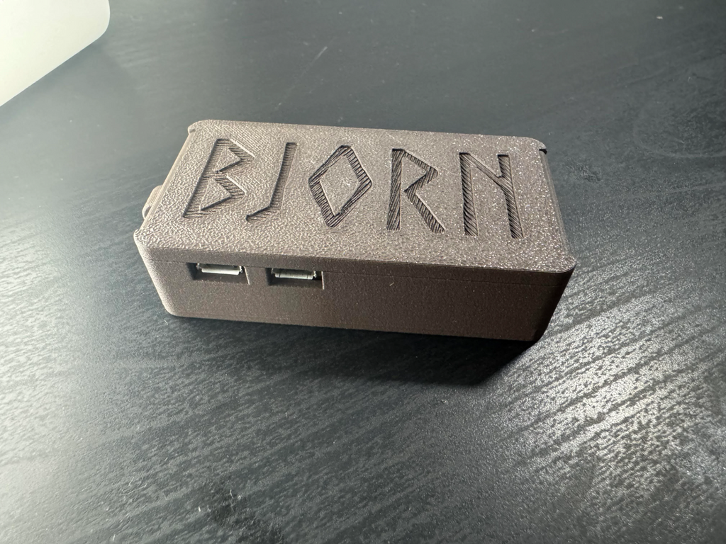 Bjorn Raspberry Pi Zero Case Waveshare 2.13