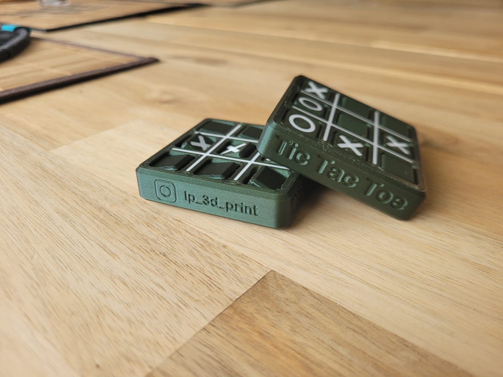 TicTacToe - KeyChain - Commercial Licence