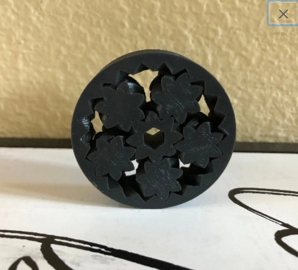 Gear bearing / Fidget