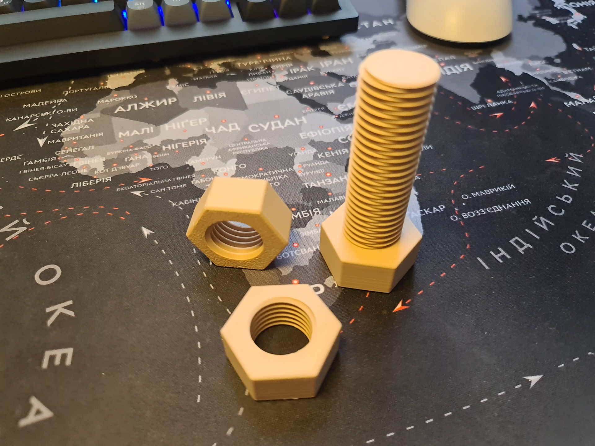Double thread bolt