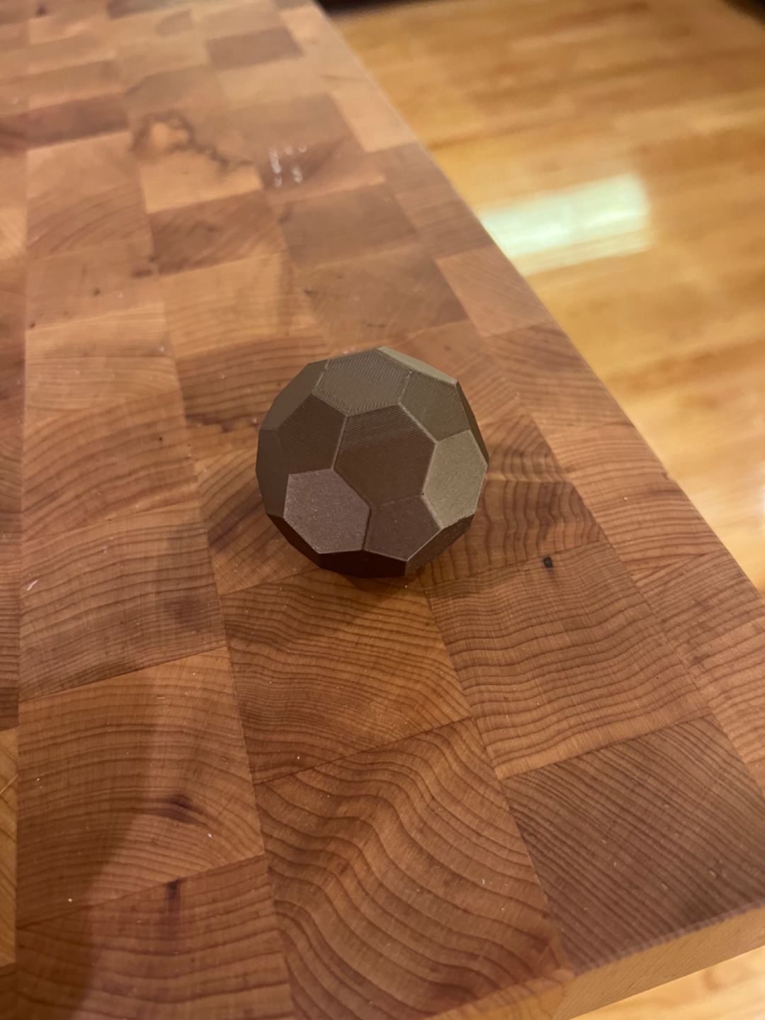 Low Poly Spheres: Truncated Icosahedron