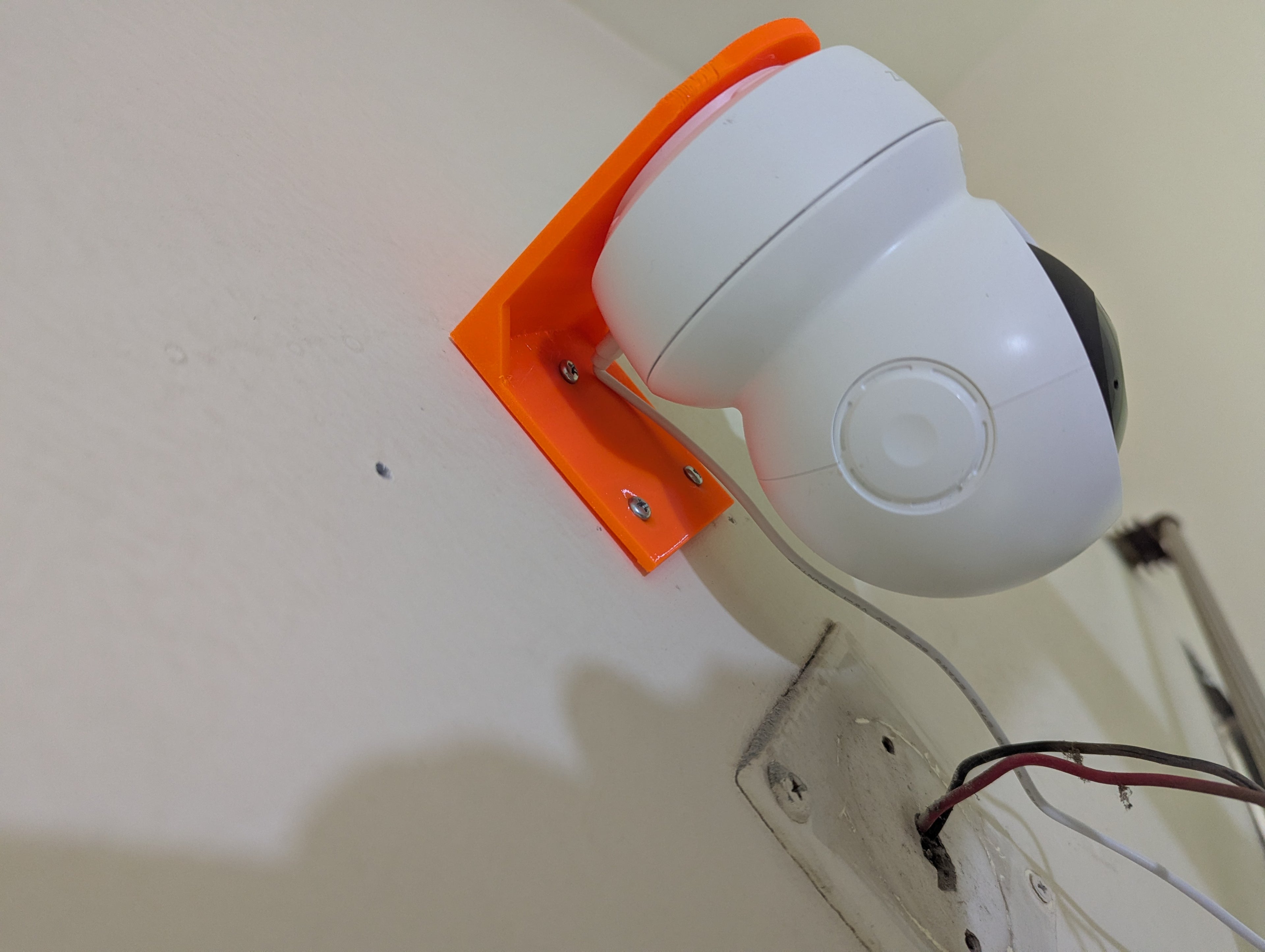 Universal Camera Mount for side wall