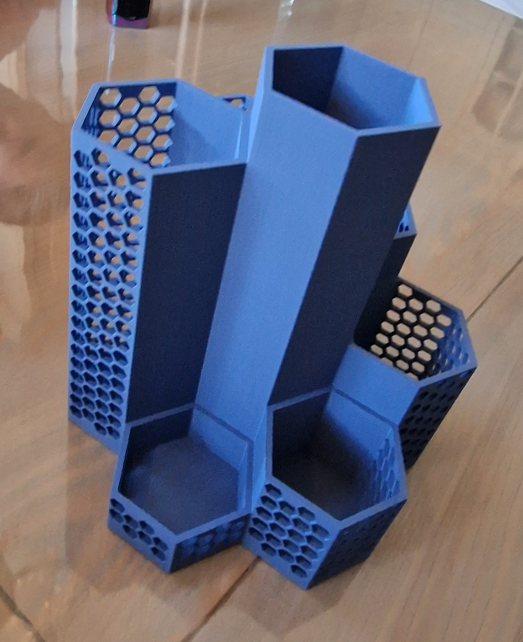 Pen holder by dirk